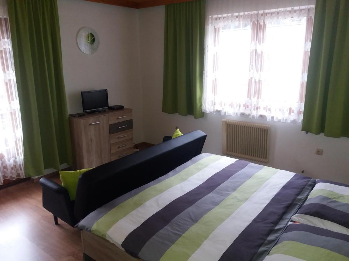 Ferienwohnung Alex Хайлигенблут Екстериор снимка